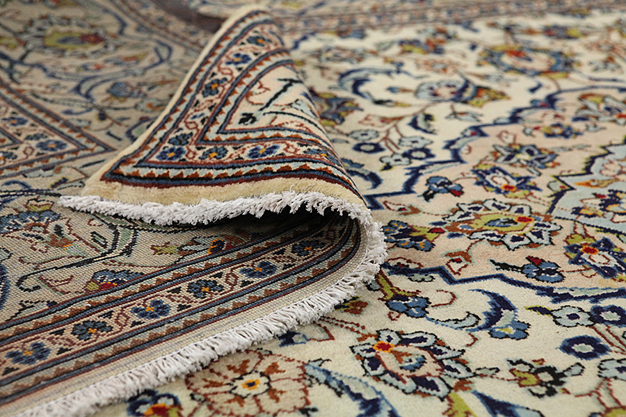 Kashan Persian Rug 300x196 - Picture 4