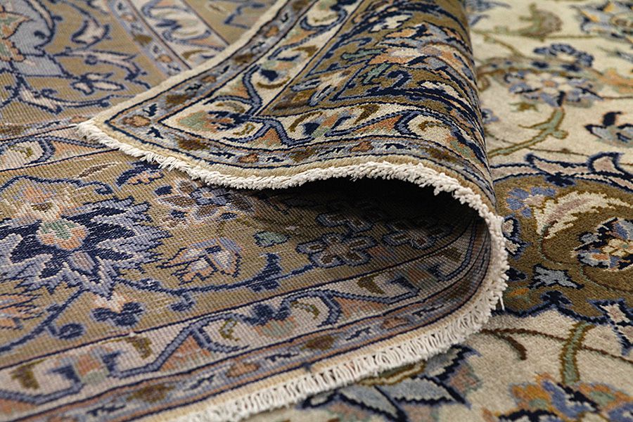 Kashan Persian Rug 390x290 - Picture 4