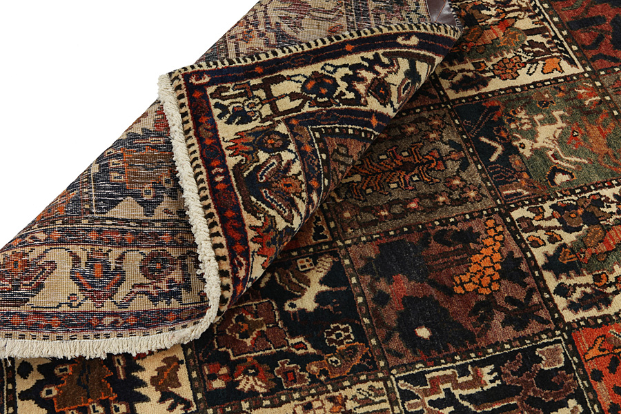 Bakhtiari Persian Rug 229x156 - Picture 4