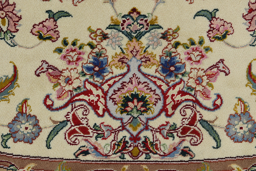 Tabriz Persian Rug 293x293 - Picture 11