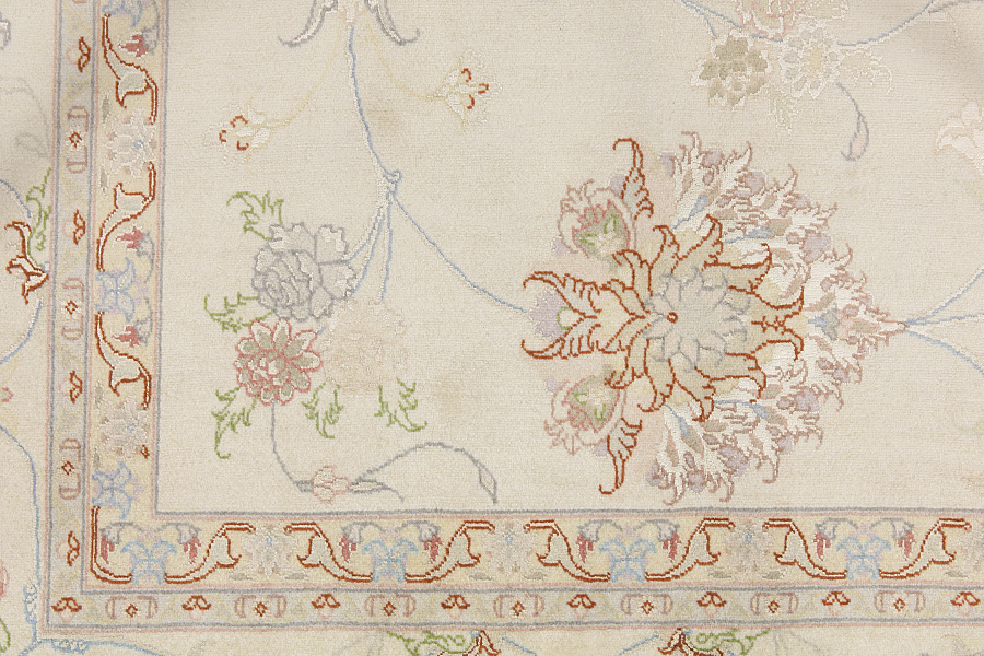Tabriz Persian Rug 295x203 - Picture 7