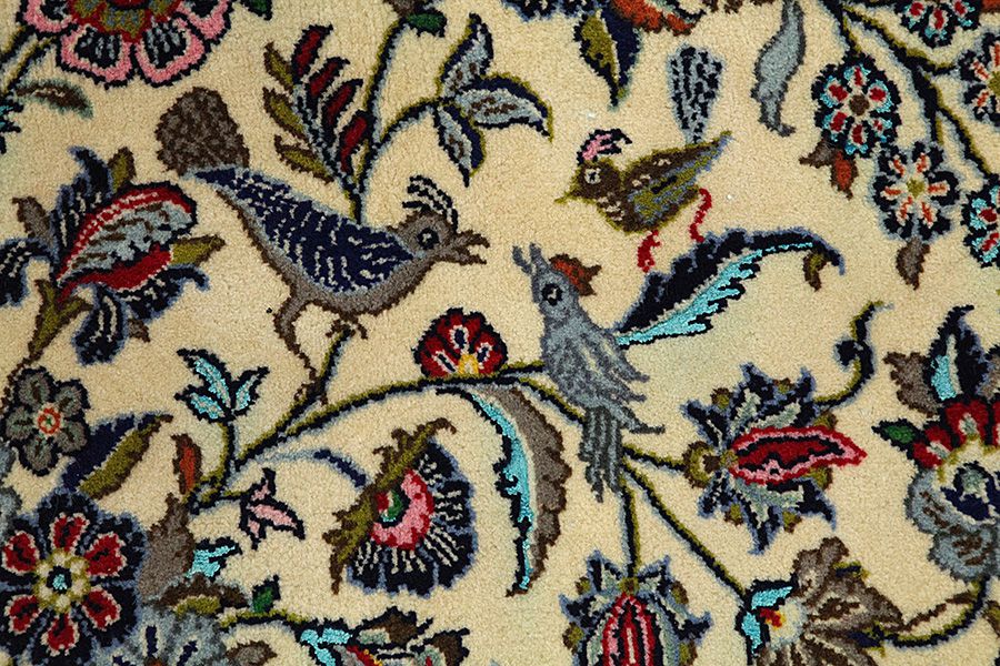 Isfahan Persian Rug 226x142 - Picture 9