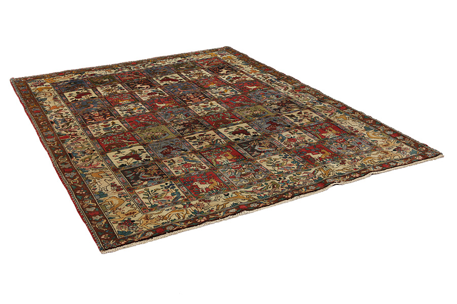 Bakhtiari Persian Rug 280x210 - Picture 1