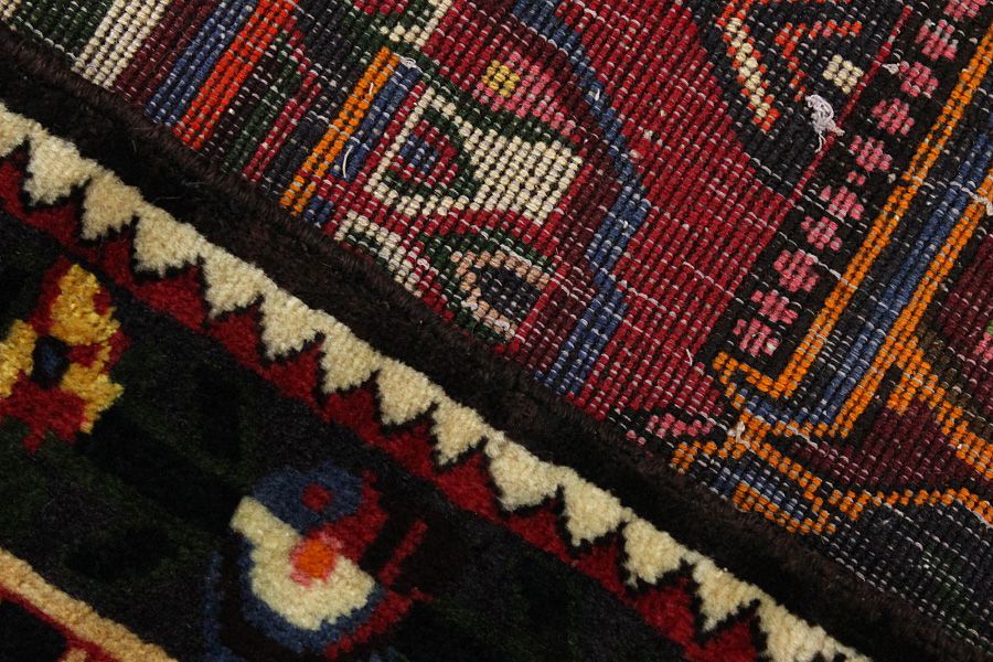 Bakhtiari Persian Rug 306x208 - Picture 5