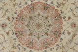 Tabriz Persian Rug 195x150 - Picture 7